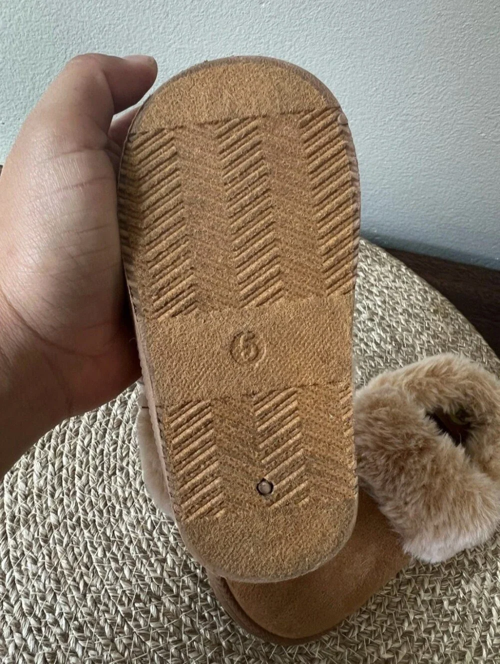 Kids Cozy Faux-Fur Slip-On Slippers in Chestnut Brown